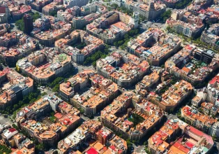Los españoles necesitan tener ahorrados casi 44.000 euros para poder comprar una vivienda